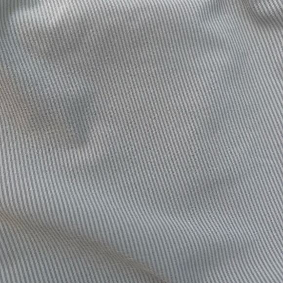 Athleta light gray striped shorts size XXS - Picture 4 of 9